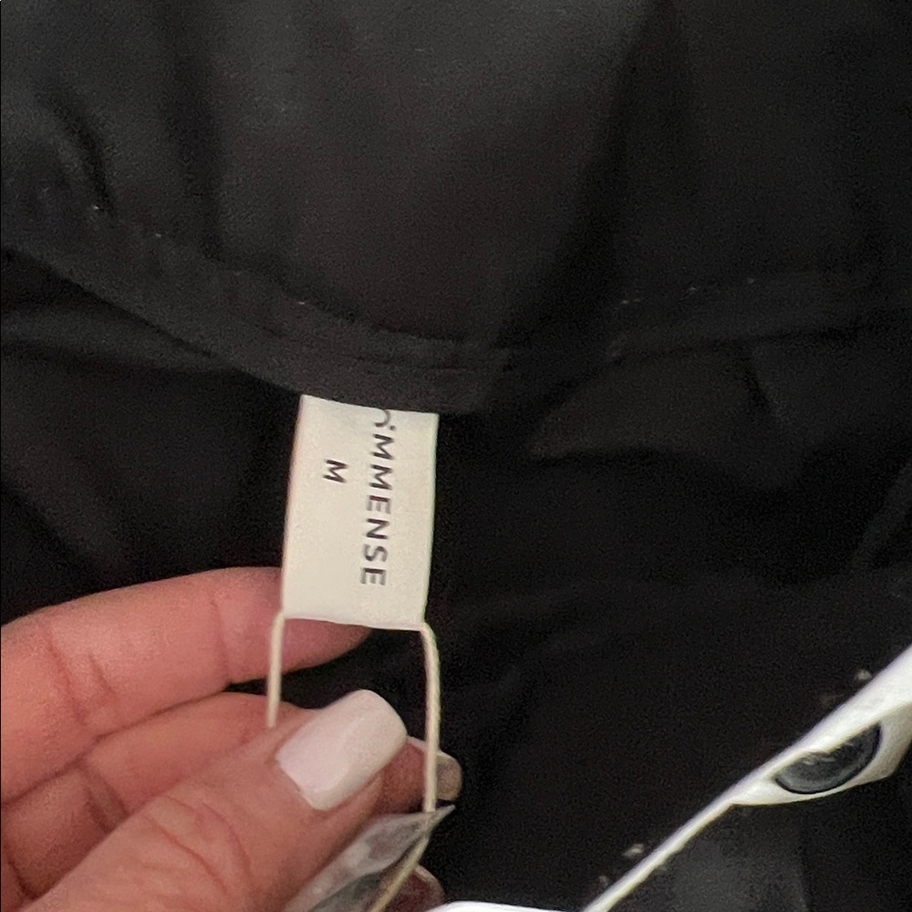 Commense Black Wide-Leg High-Waist Pants with Contrast White Waistband - Picture 5 of 8